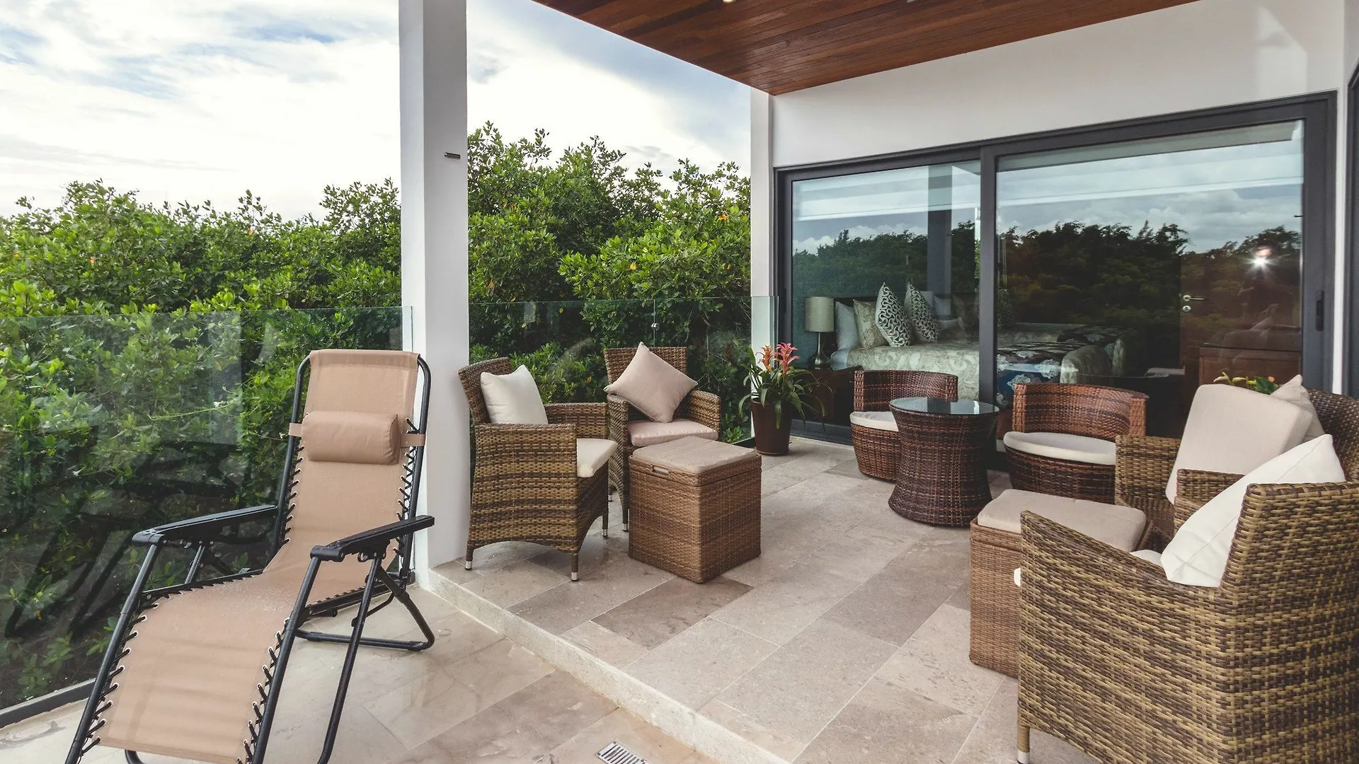 Mar 2Br Condo By Nas Playa del Carmen Apartment