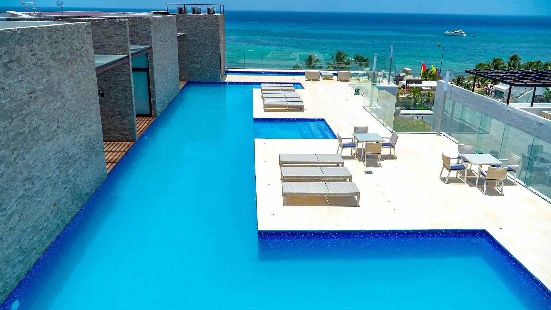 Mar 2Br Condo By Nas Playa del Carmen Apartment
