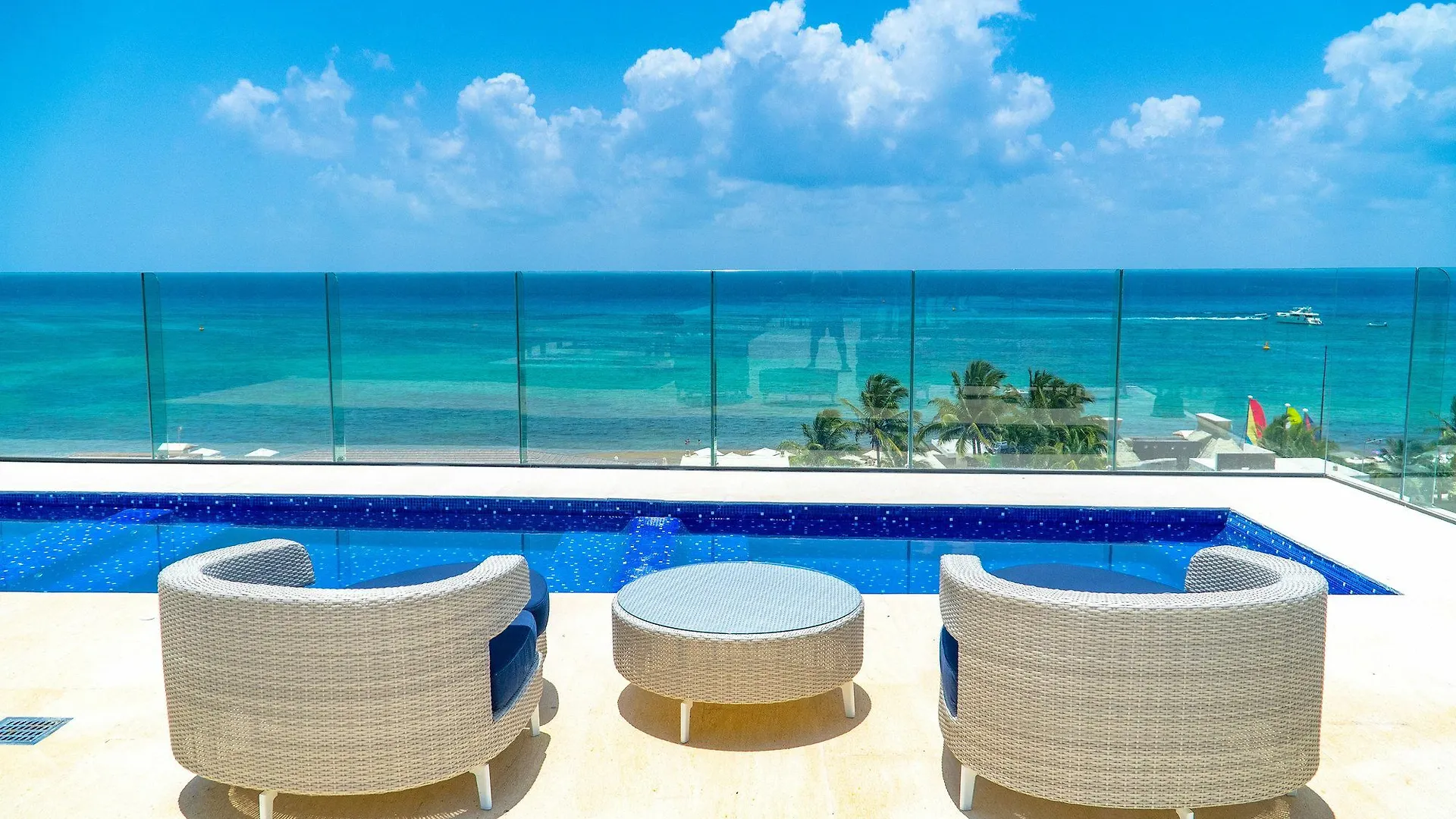 Mar 2Br Condo By Nas Playa del Carmen